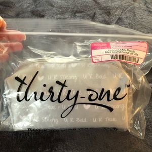 Thirty one pouch